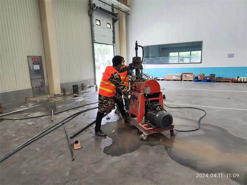 沙洋厂房地面下沉塌陷注浆加固施工